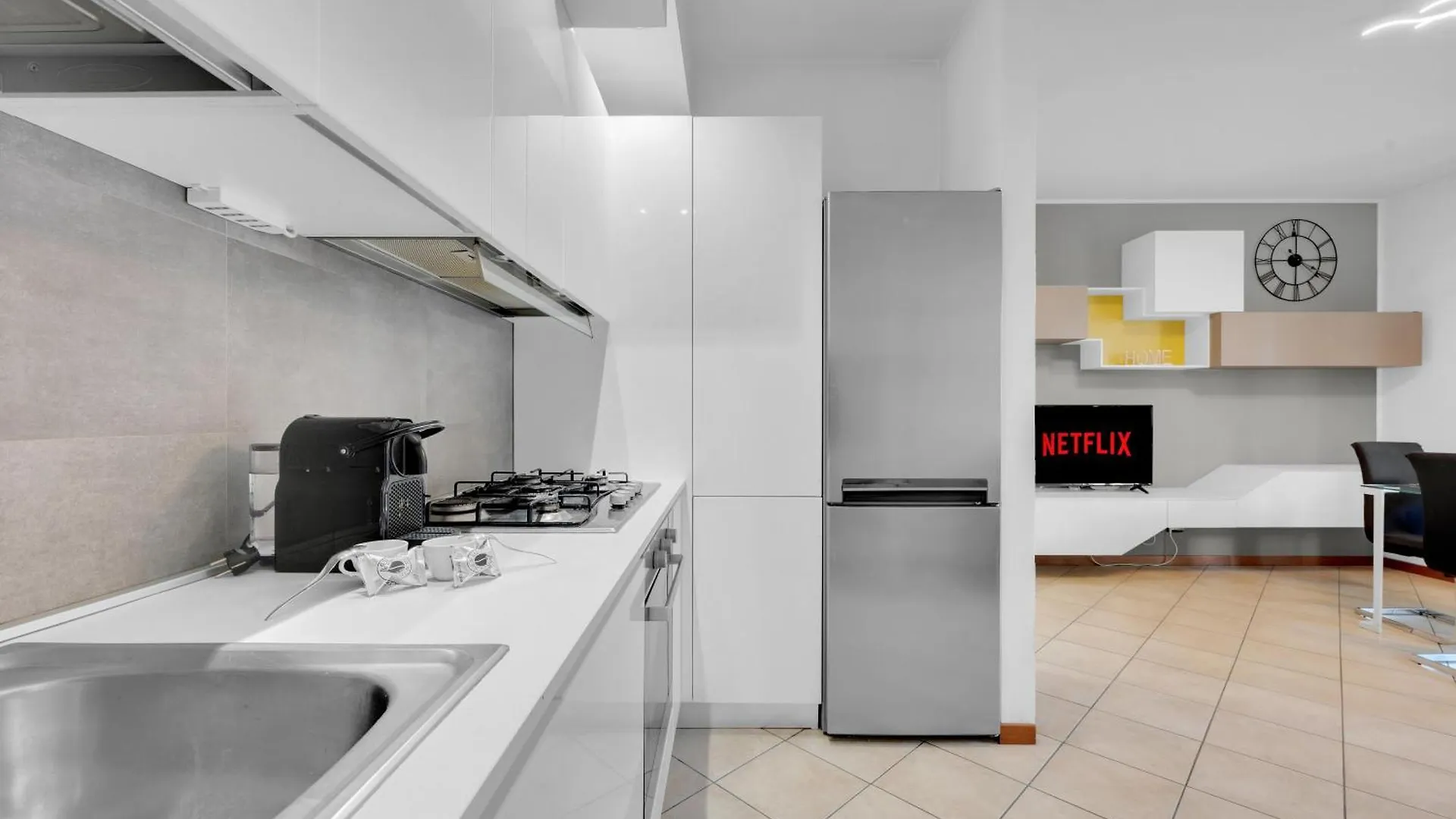 Apartment Pran27 -Crescenzago - Central - Large - Bright - Milan